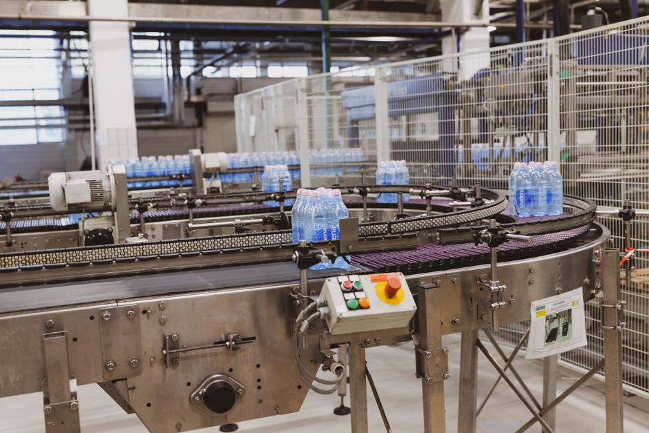 conveyor belt packaging factory