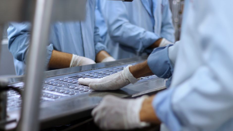 industrial quality control assembly line